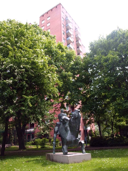 bramfeld-statue